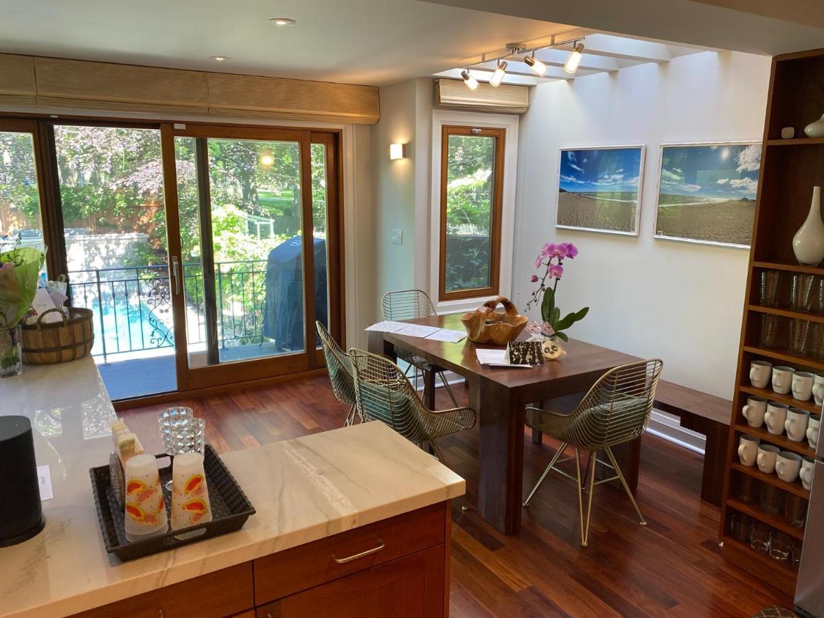 Superb Beach Home:Heated Pool-Hot Tub Open 365Days トロント エクステリア 写真