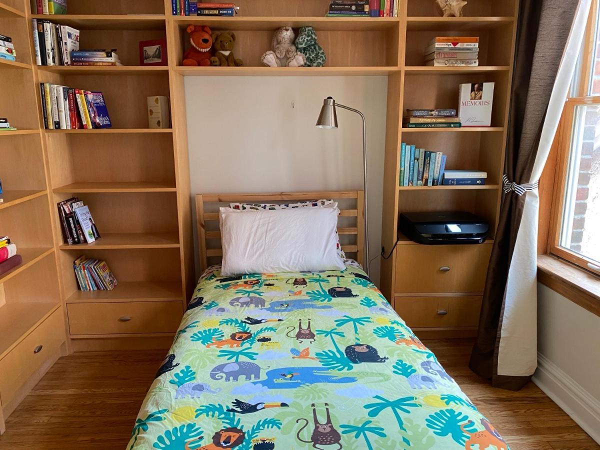 Superb Beach Home:Heated Pool-Hot Tub Open 365Days トロント エクステリア 写真